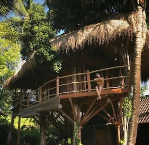 Dreamy Eco Tree House By 7 Waterfalls * Ambengan