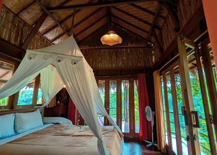 Dreamy Eco Tree House By 7 Waterfalls 別荘 *