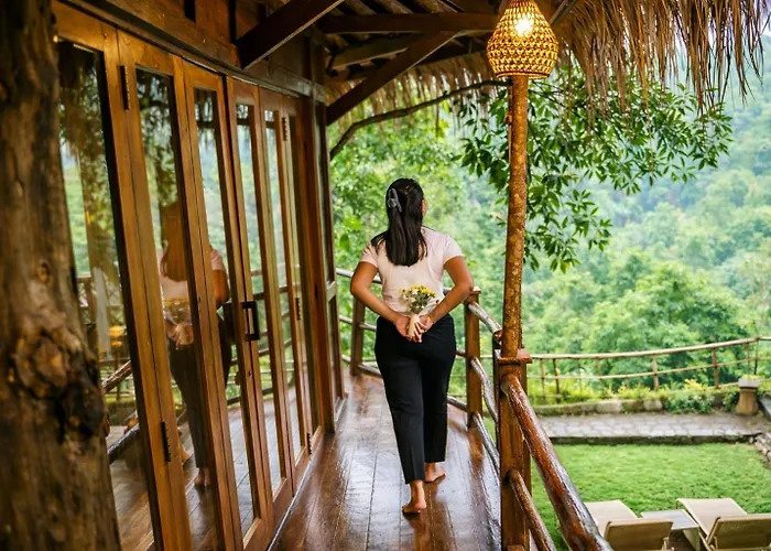 Dreamy Eco Tree House By 7 Waterfalls 別荘 Ambengan