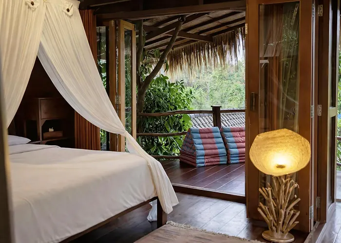 Dreamy Eco Tree House By 7 Waterfalls 別荘 *